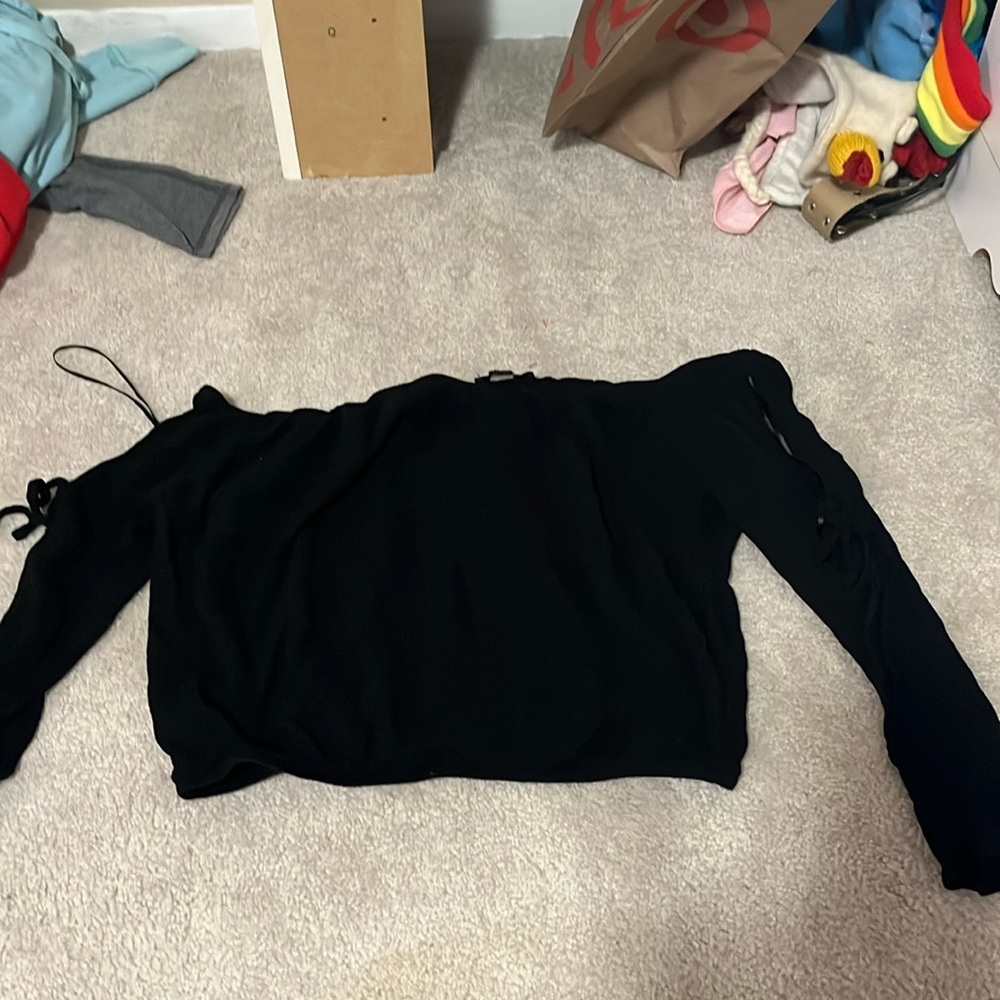 ambiance black large woman crop top